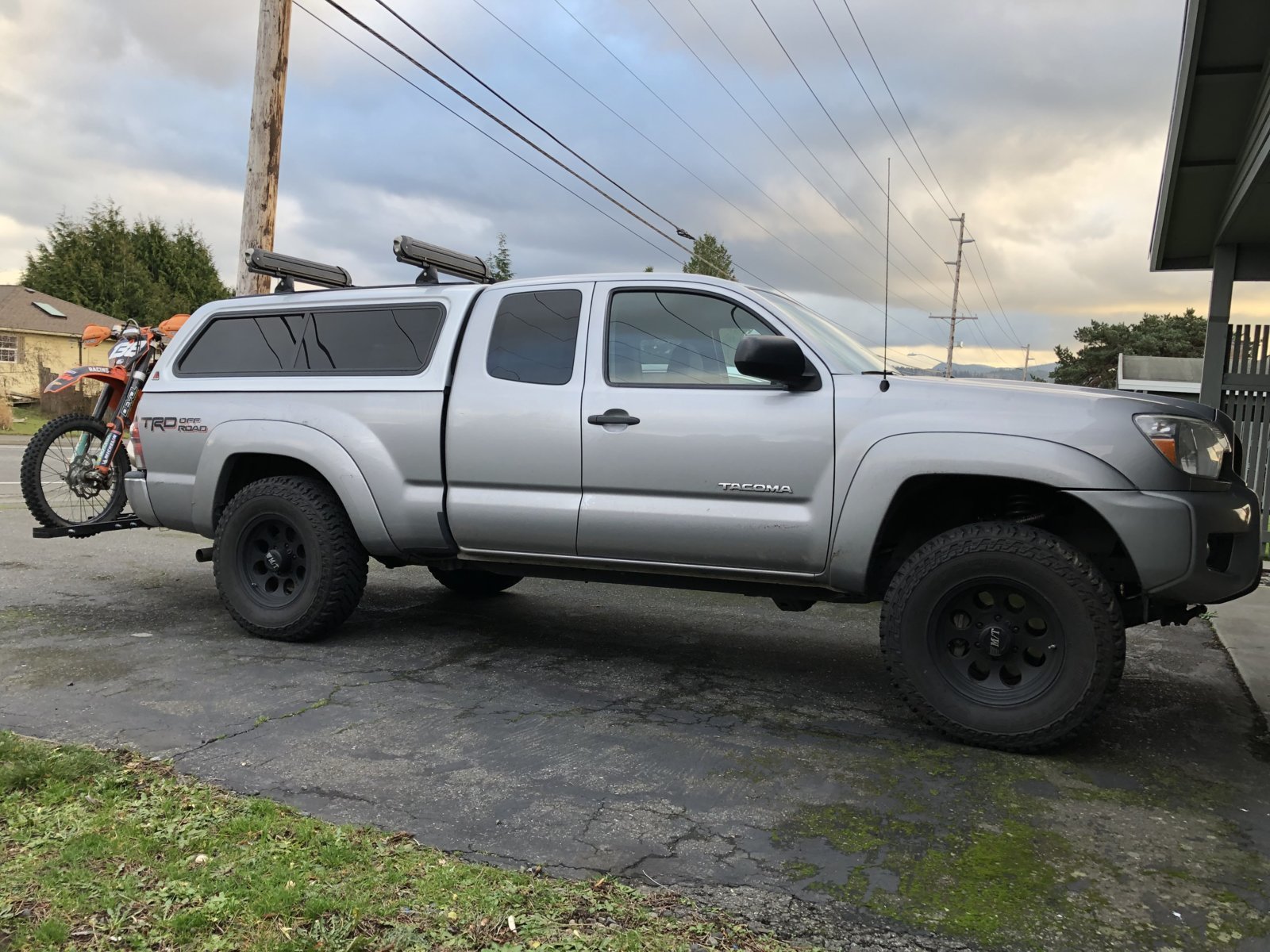 SOLD 2nd Gen Long Bed Leer Shell $1200 | Tacoma World