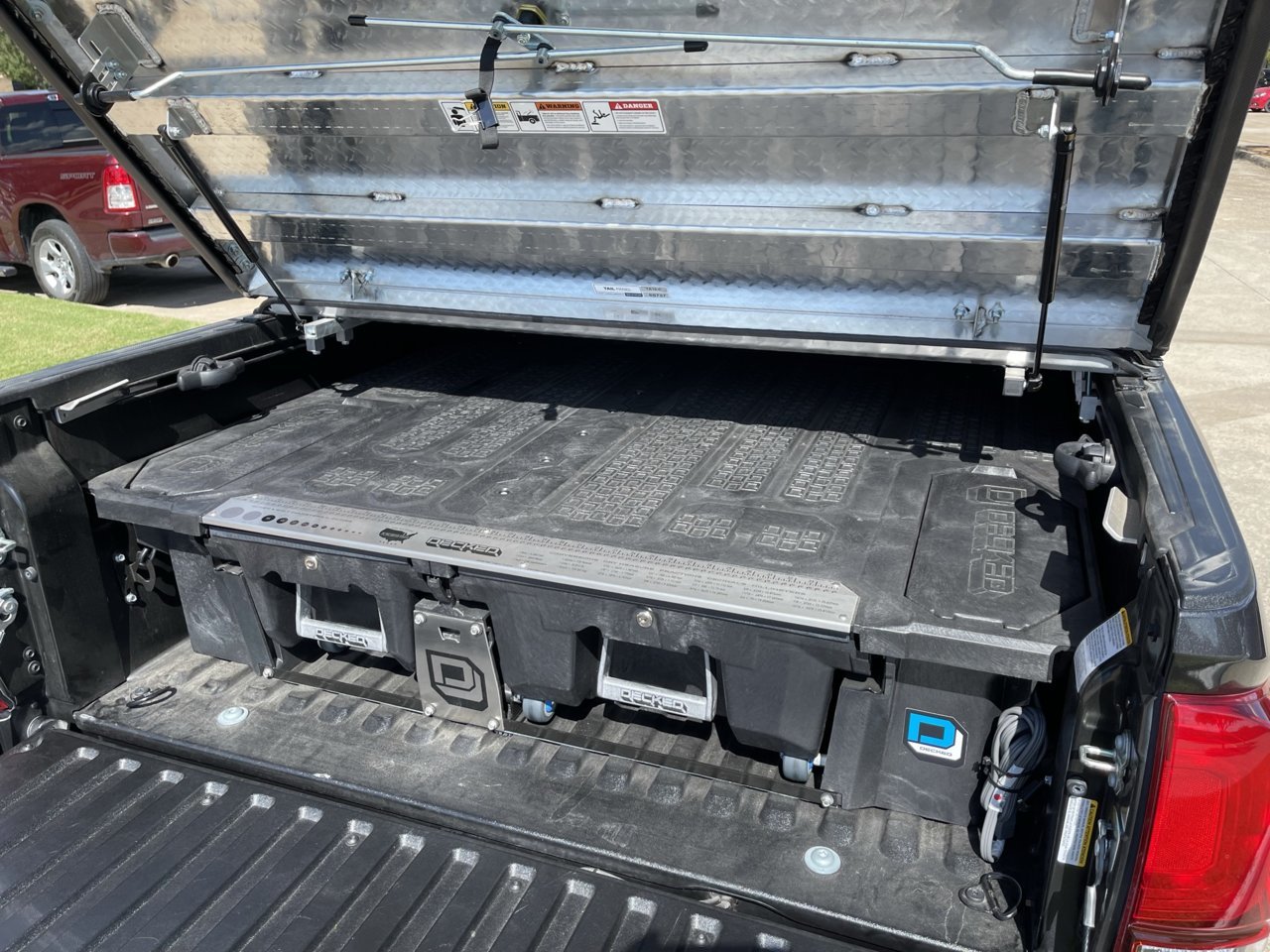 FS Decked Drawer System & Diamondback HD Tonneau Cover World