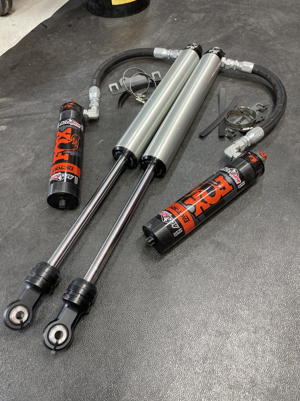 Fox 2.5x12 smooth body DSC shocks | Tacoma World