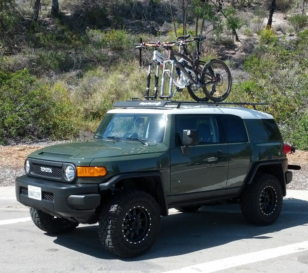 Fj cruiser bike clearance rack