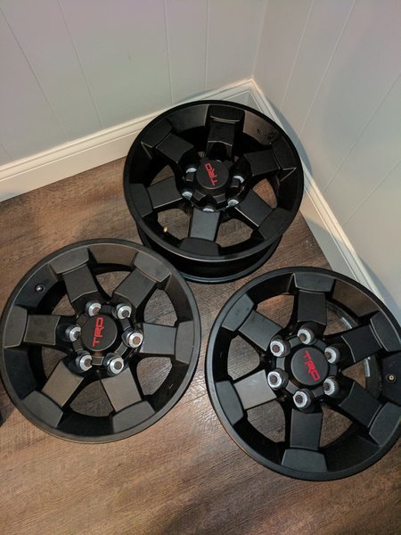 [$sold$] Trd Black 6-spoke Alloy Wheels 16