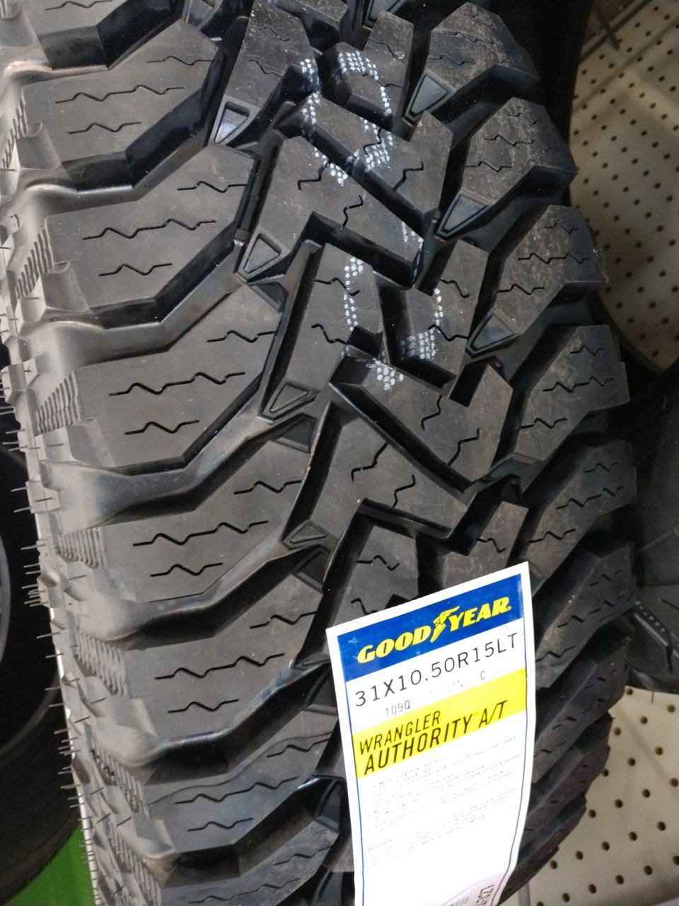 Introducir Imagen Goodyear Wrangler Authority Sizes Thptnganamst