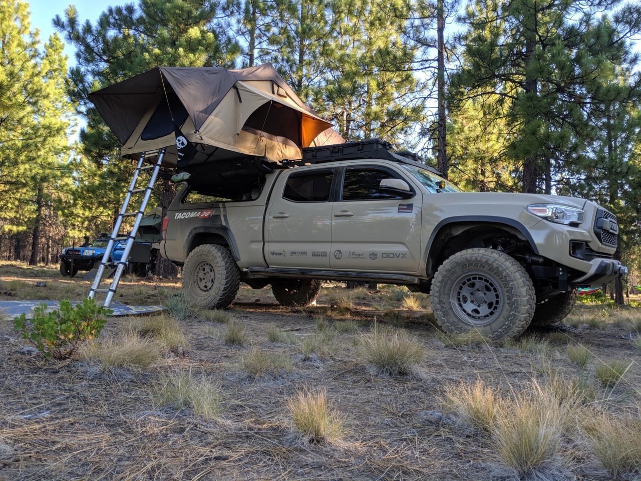 Cvt Mt Shasta Standard Stargazer Pioneer Roof Top Tent 