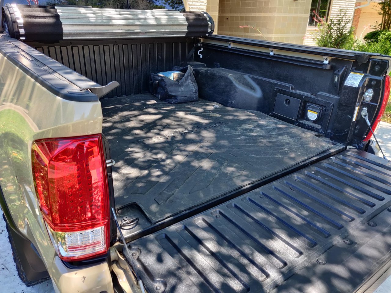 SOLD BAK Revolver X4 Truck Bed Tonneau Cover | Tacoma World