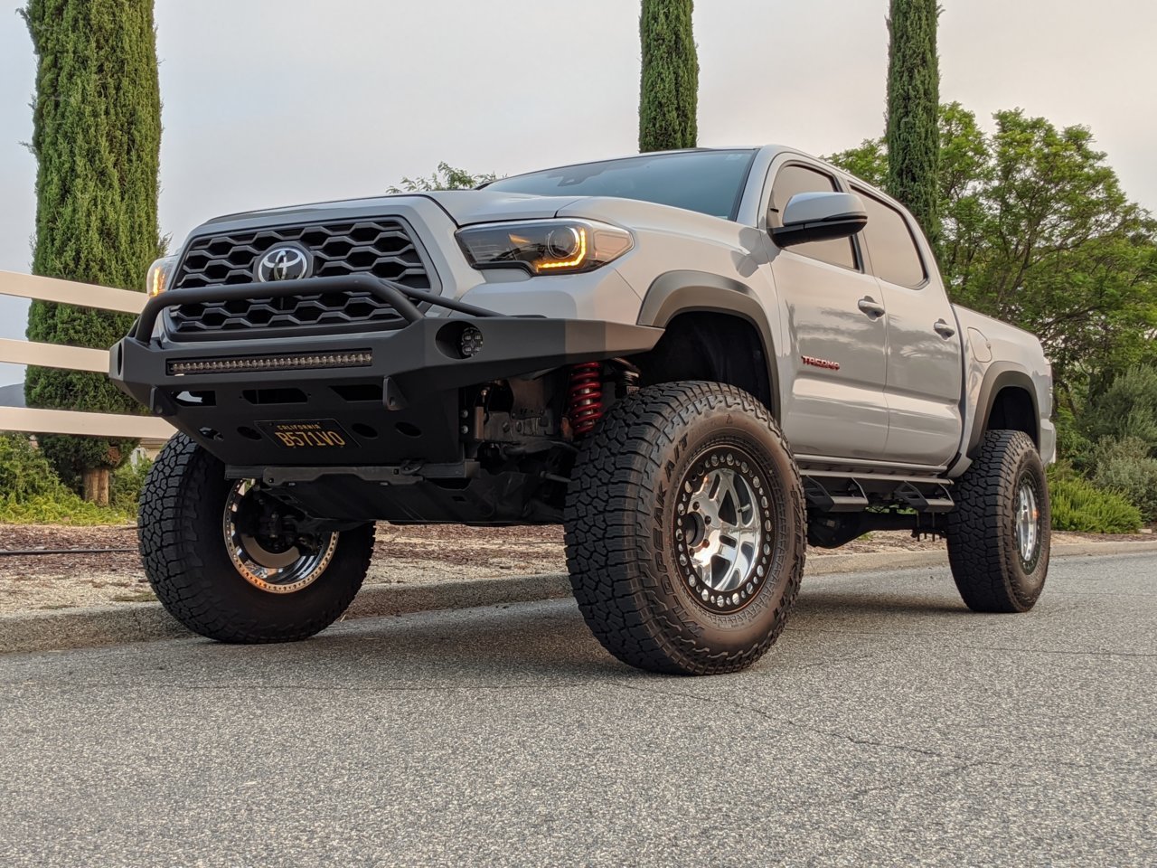 KMC 542 Impact 16x8 with 315/75R16 | Tacoma World