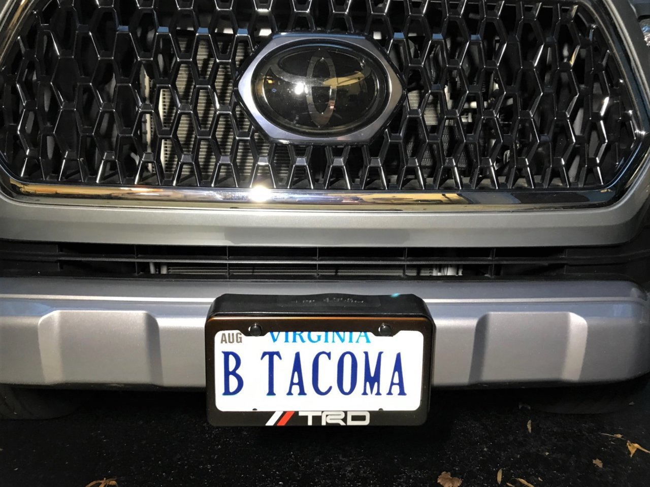 2017 Toyota Front License Plate Holder