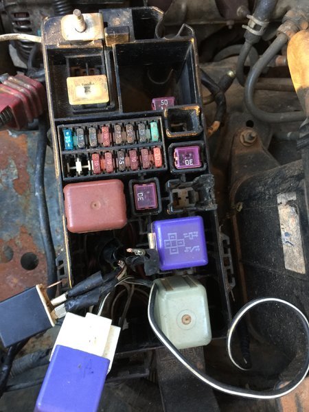 98 tacoma fuse box  | 450 x 600