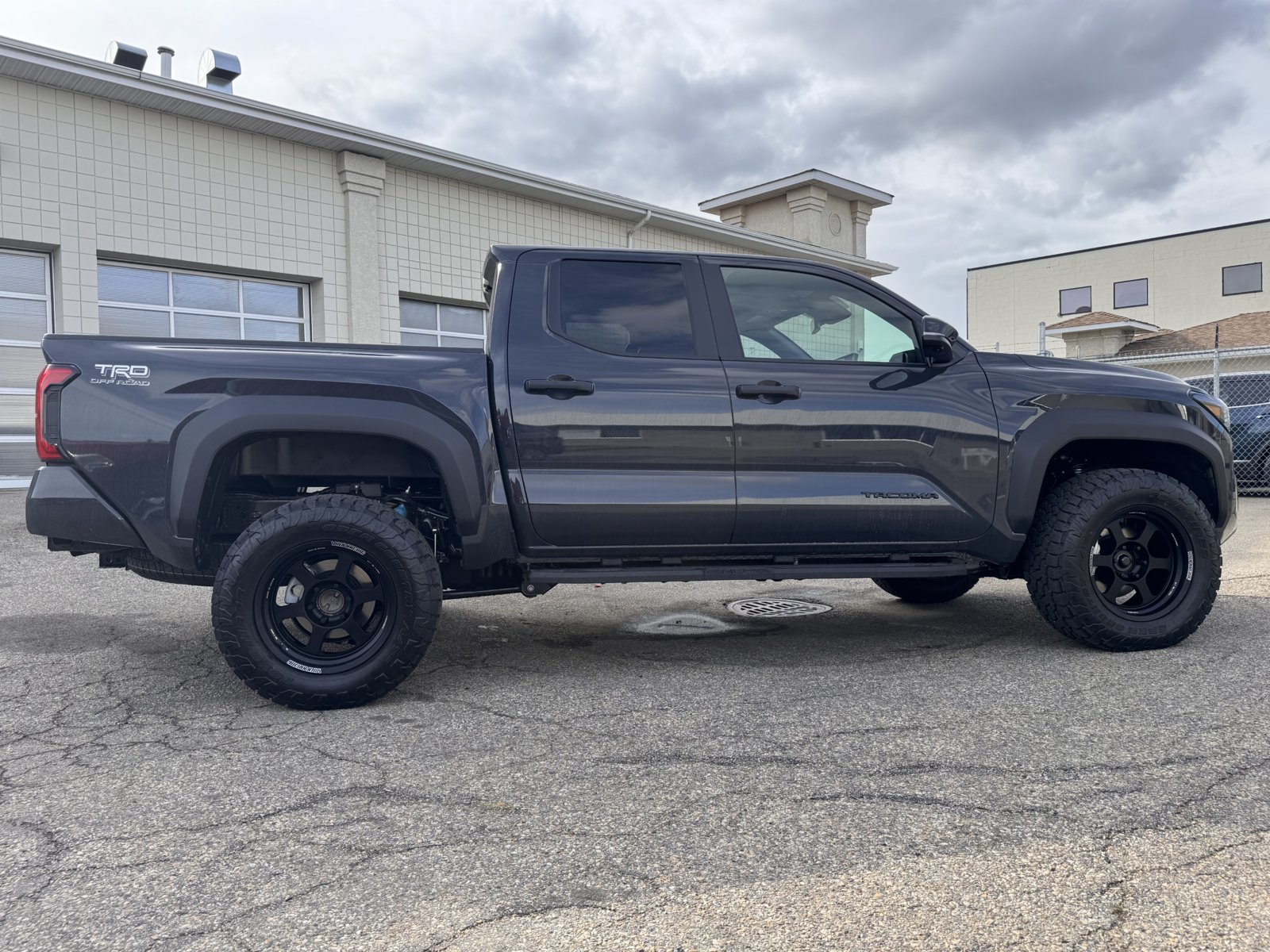 2024 OEM Tube Step Opinions/Pics | Tacoma World