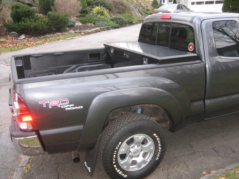 Toyota tacoma tool 2024 box black