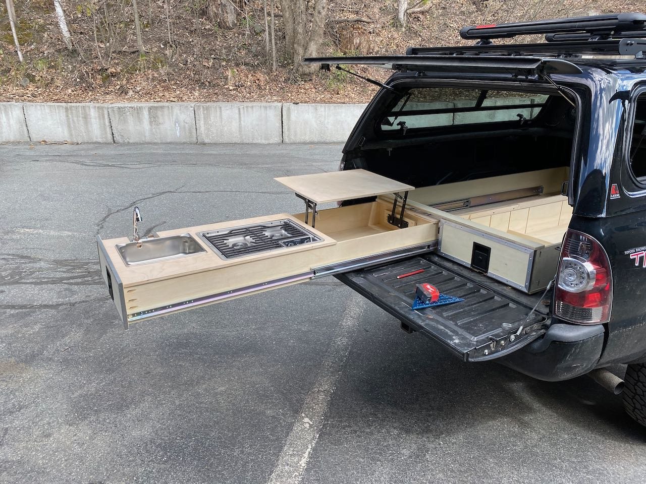 Build Thread Ultimate Bed Drawer System for Camping/Cooking/Tailgating