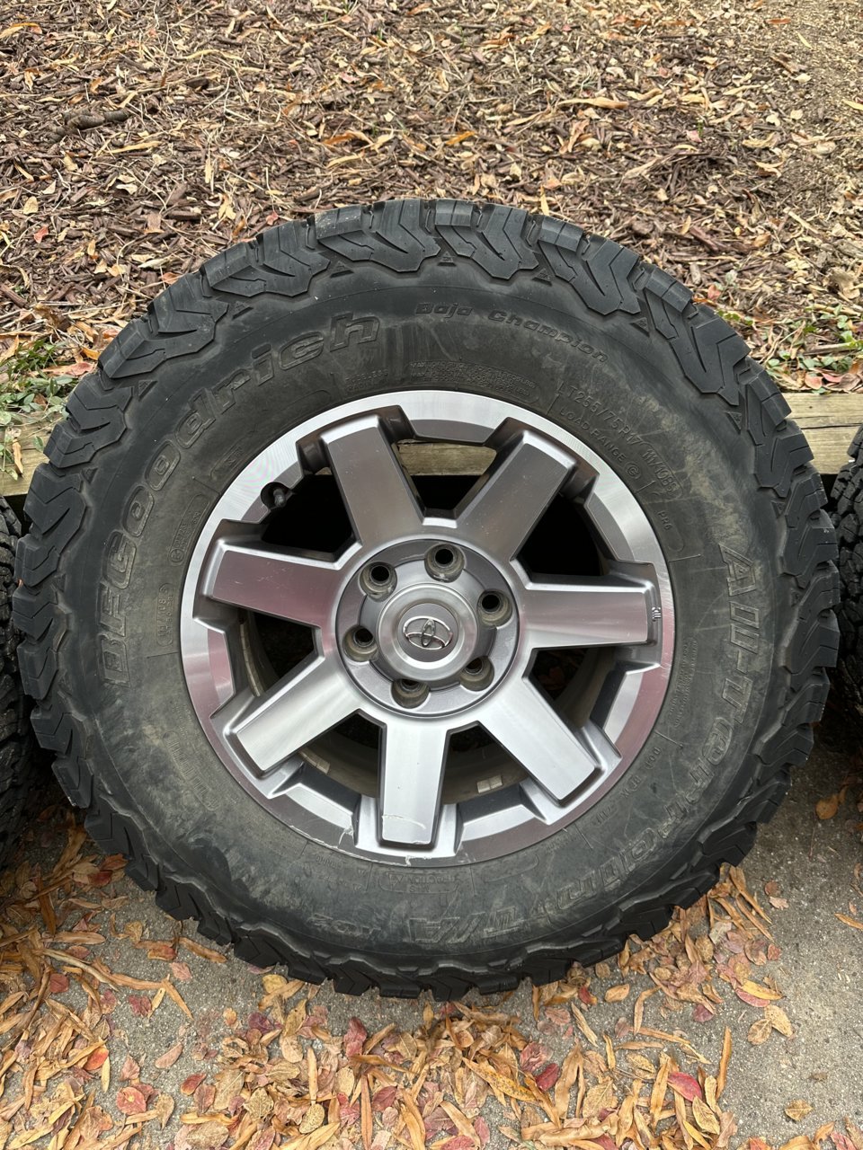 SOLD: 4x 4Runner Trail wheels with BFG AT KO2 255/75r17 | Tacoma World