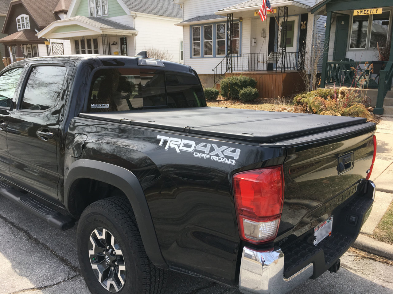 2021 Toyota Tacoma Tonneau Cover Oem