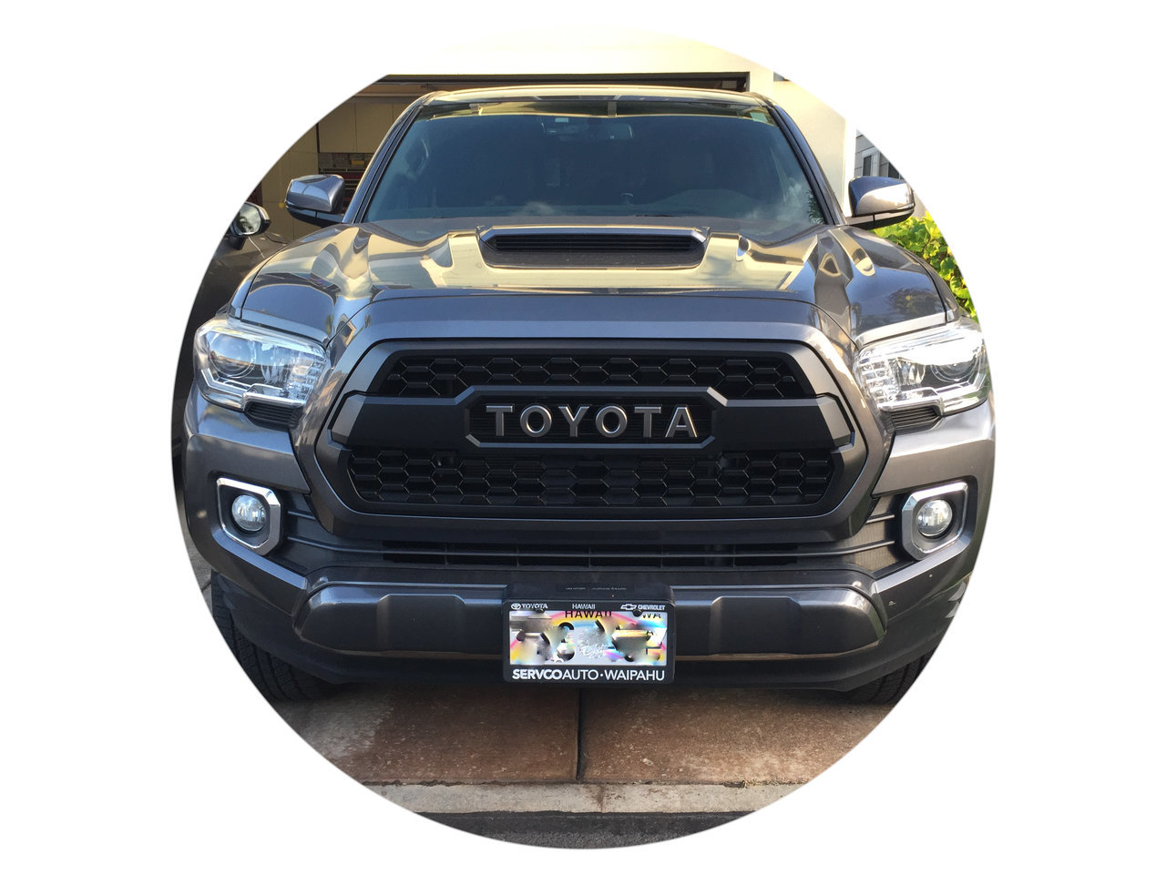 TRD Pro Grill with Front Camera World