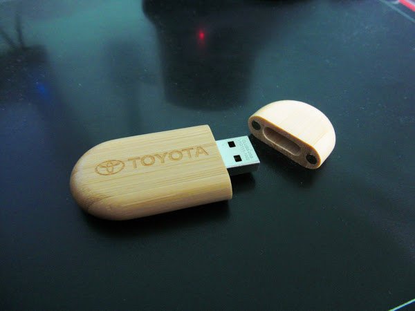IMG_5855+toyota+USB_79ecd3a1ea934e89820d2643c2846e09aeeb3285.jpg