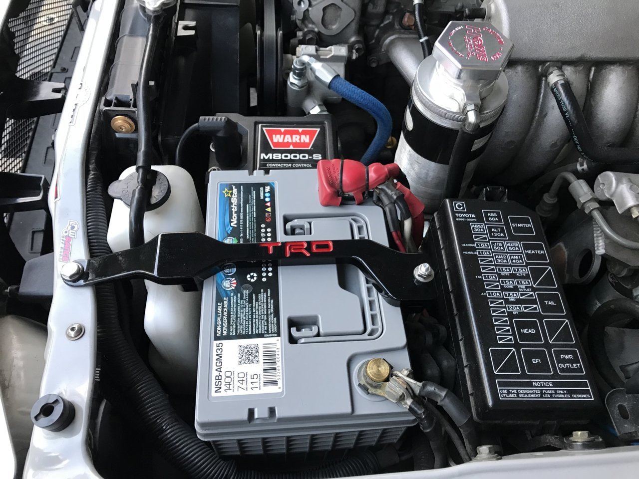 1999 Toyota Tacoma Battery Hold Down