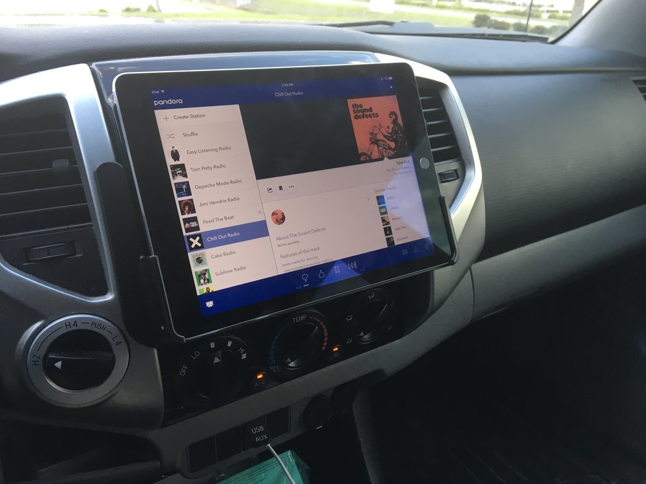 3rd gen deals tacoma ipad mount