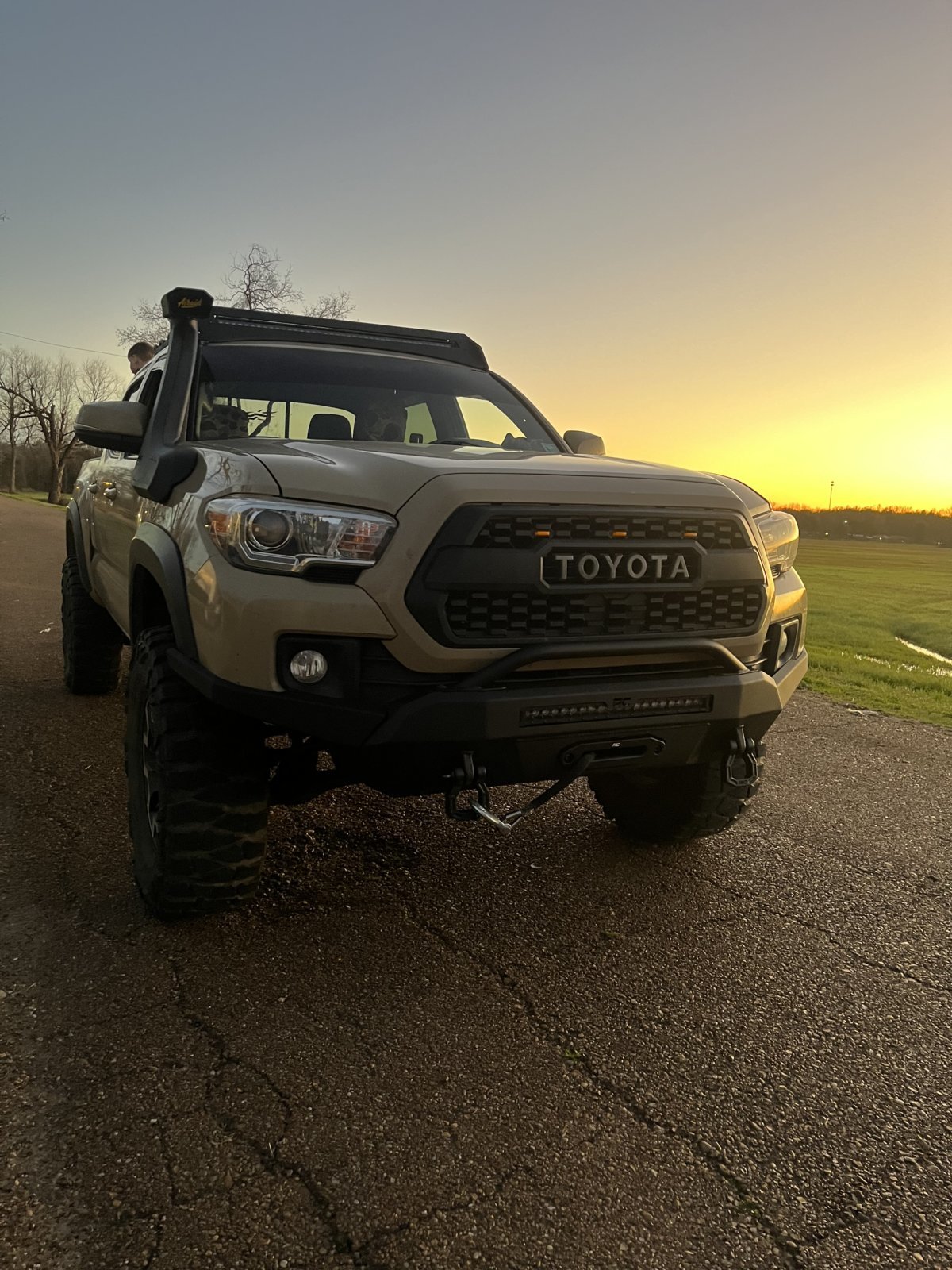 AIRAID snorkel with rough country roof rack | Tacoma World