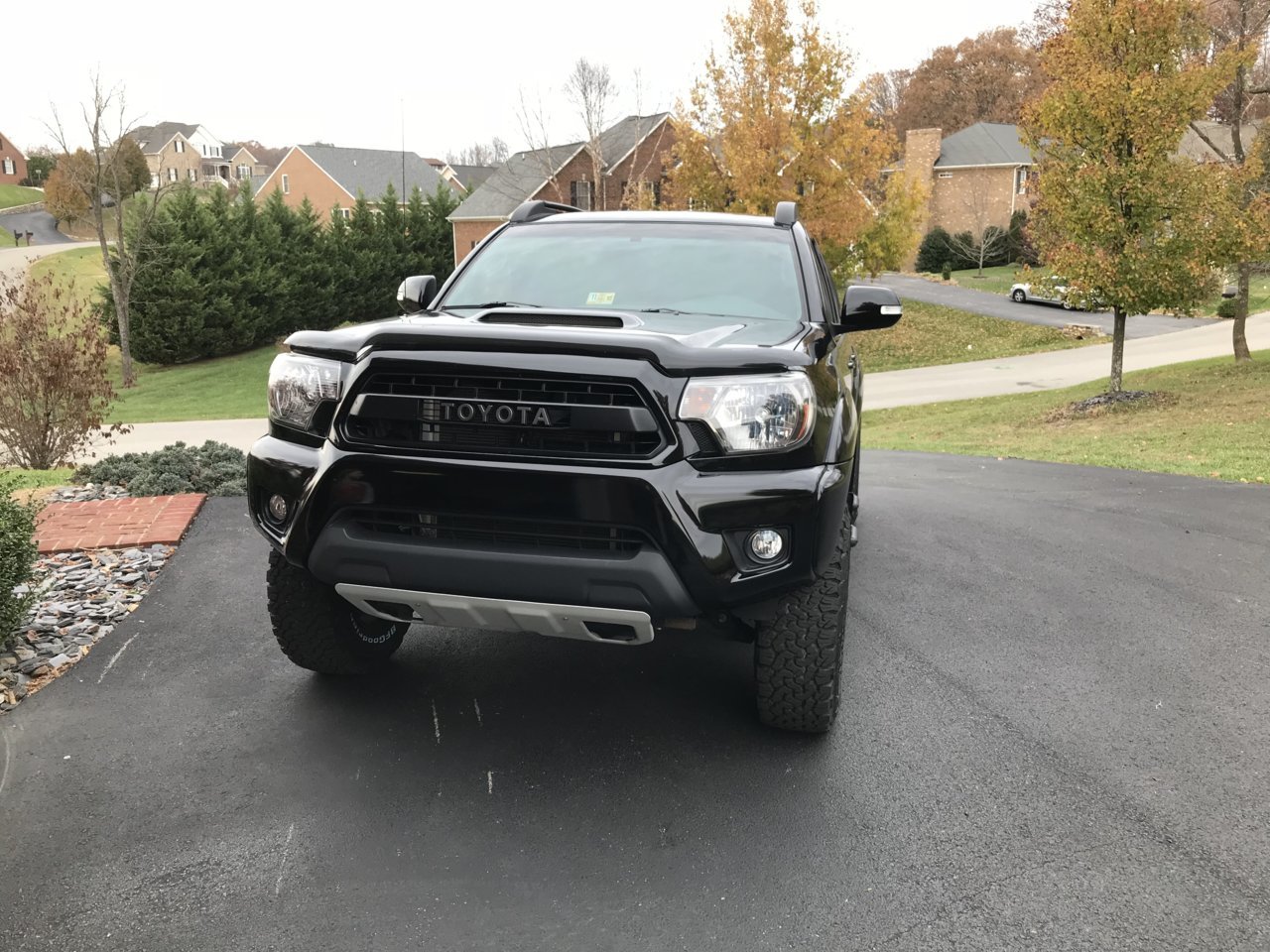 2015 Tacoma TRD Pro DCSB, 35000 miles, 7yr/100K warranty | Tacoma World