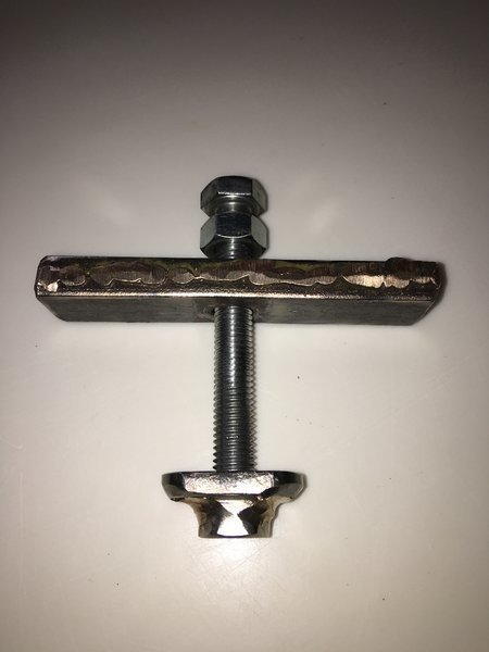 Needle deals bearing puller