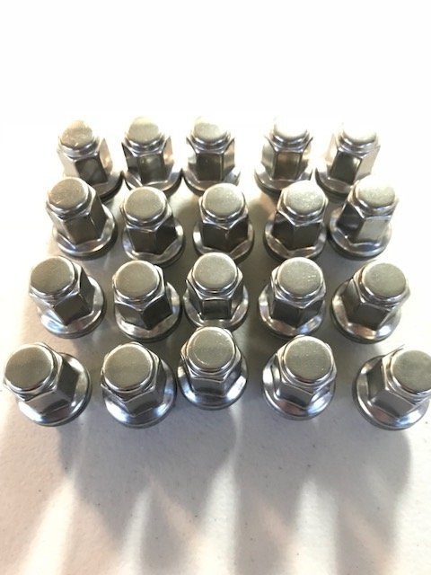 2016 Tacoma lug nuts (20) | Tacoma World