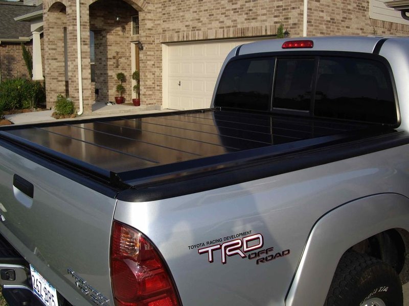 Toyota Tacoma Bed Cover For Your Truck - Peragon®
