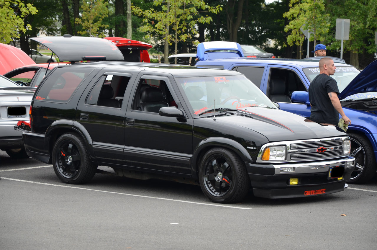 InItToWinItCarShow 102.jpg