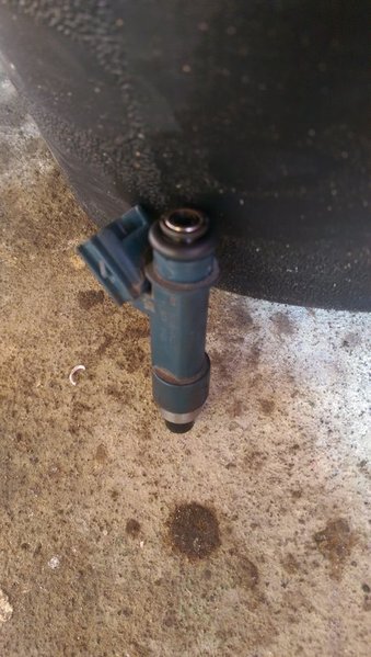 injector_keeper_gasket.jpg
