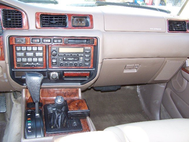 Inside%20Right.jpg