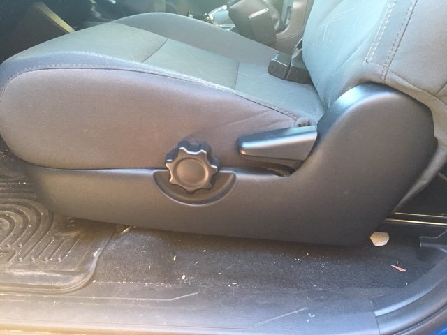 Install-pistol-magazine-pouch-on-3gen-tacoma-driver-seat-15.jpg
