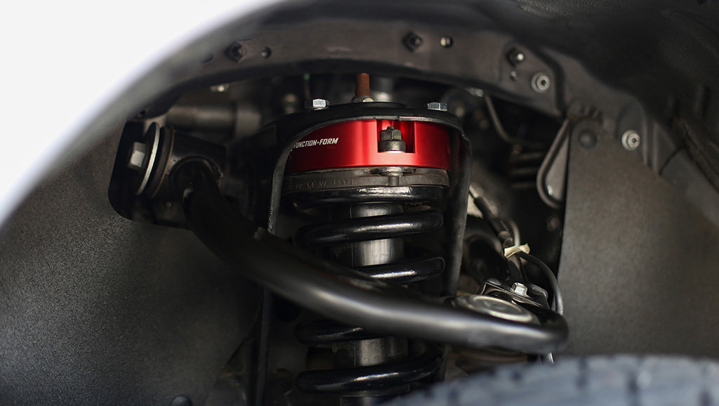 Installed Function and Form Leveling Lift Kit 3.jpg