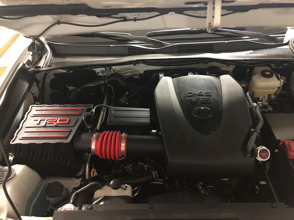 intake_radiator_oil_cap.jpg