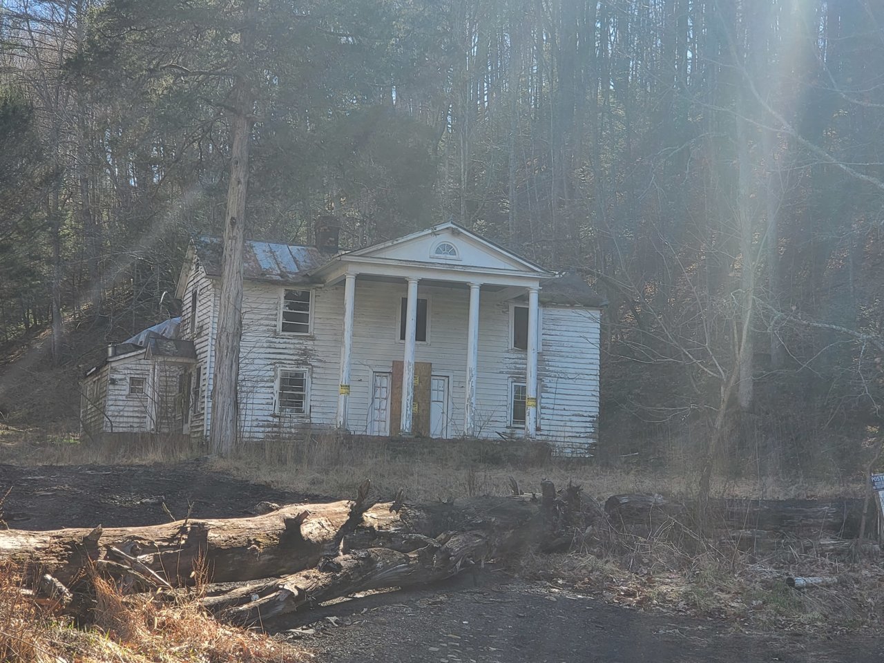 interesting ild house.jpg