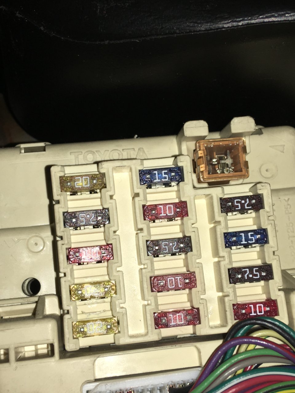 interior-fuse-box.jpg