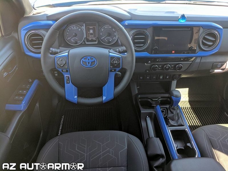 Interior.jpg