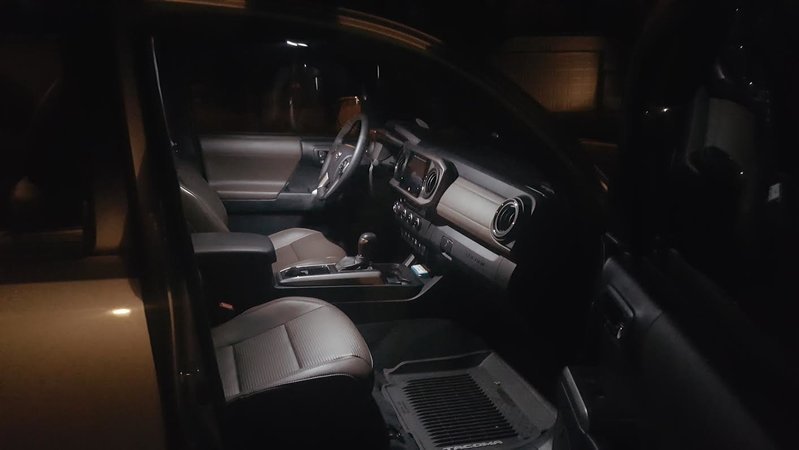 interior led4.jpg