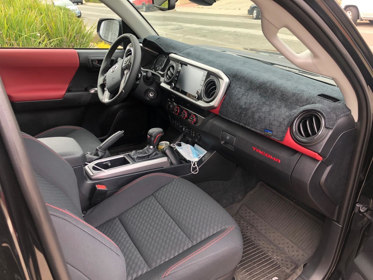 Interior_Red.jpg