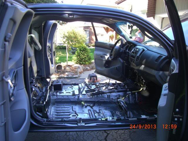 interior_zps6e1064e6_cb84509b9121c28538490989b0a2900281f5fd09.jpg