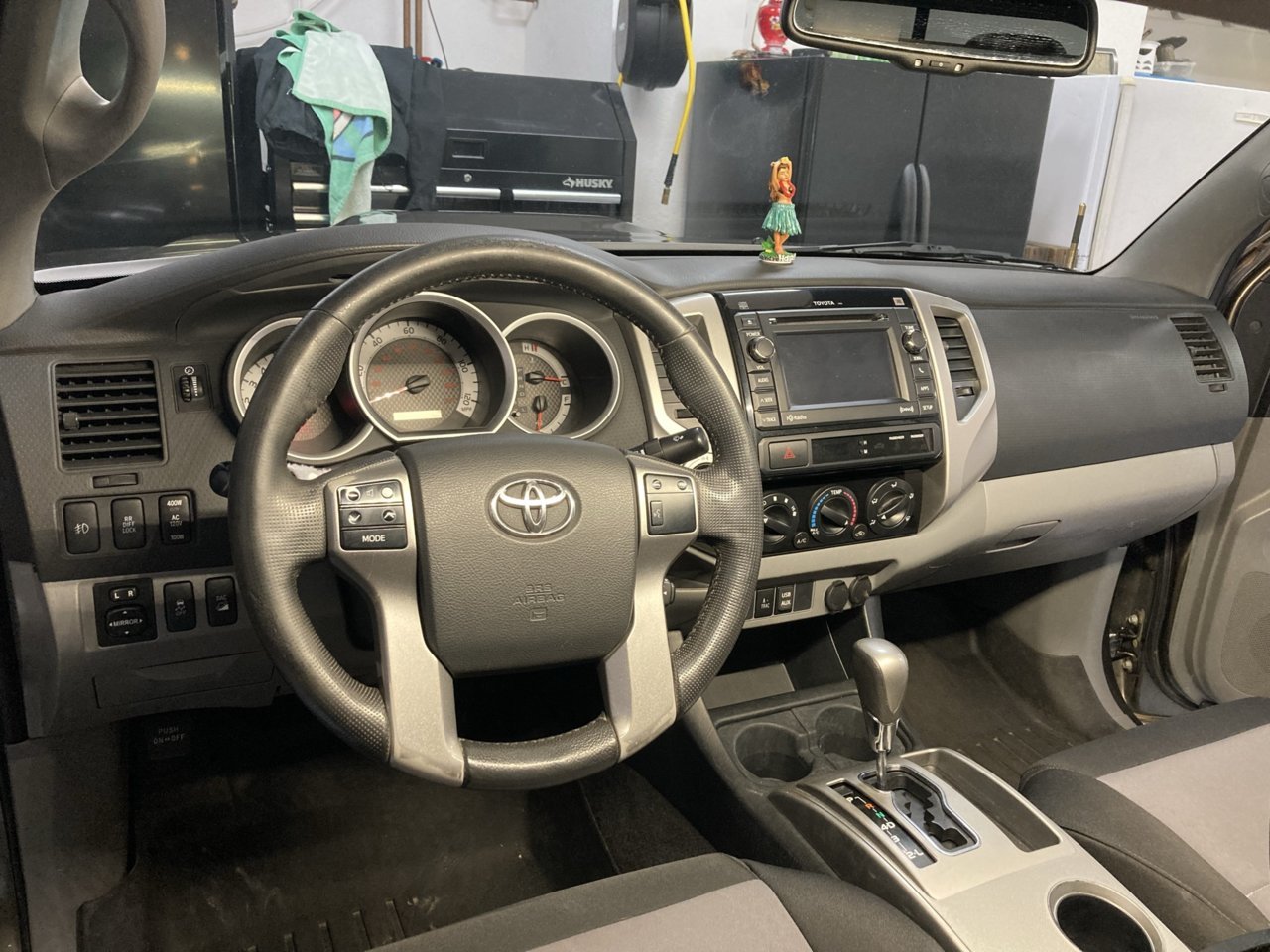Interiror Driver Seat View #2.jpg