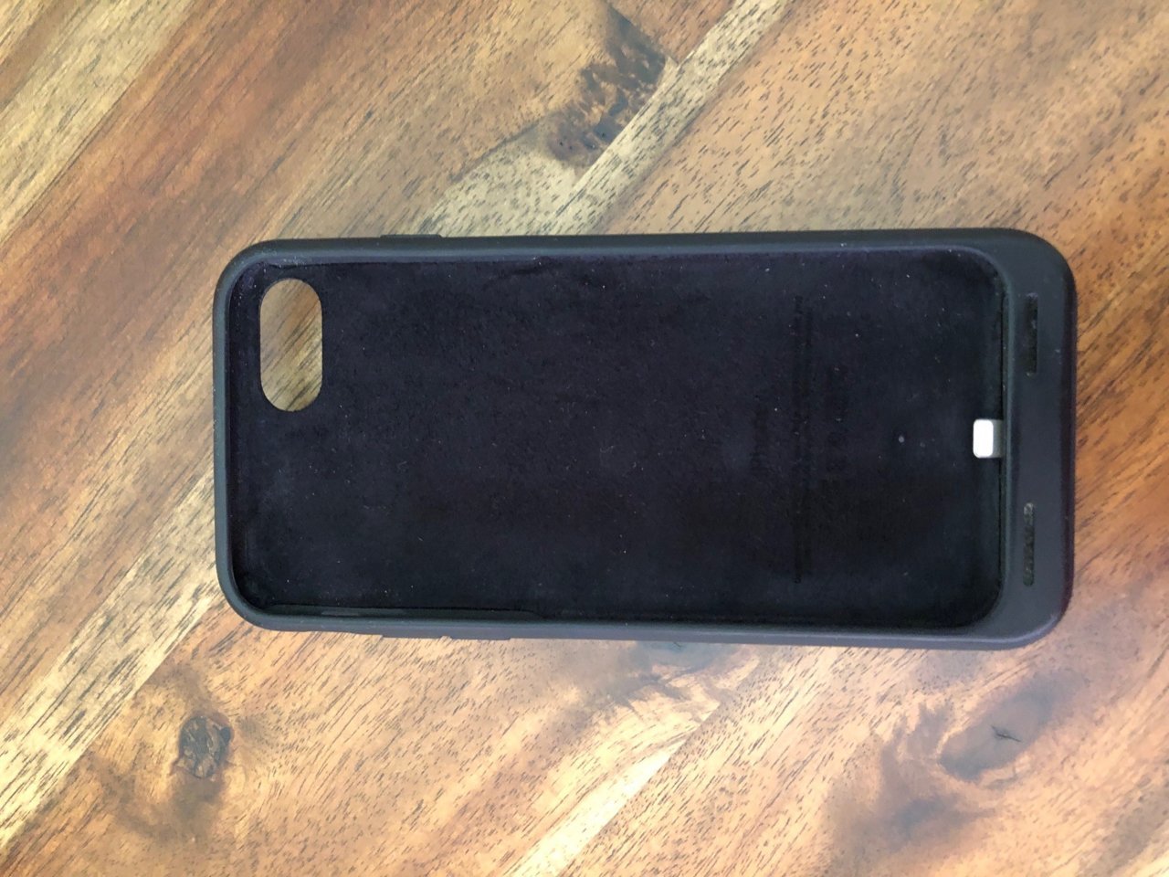 iPhone 8 Black Charging Case Pic 1.jpg