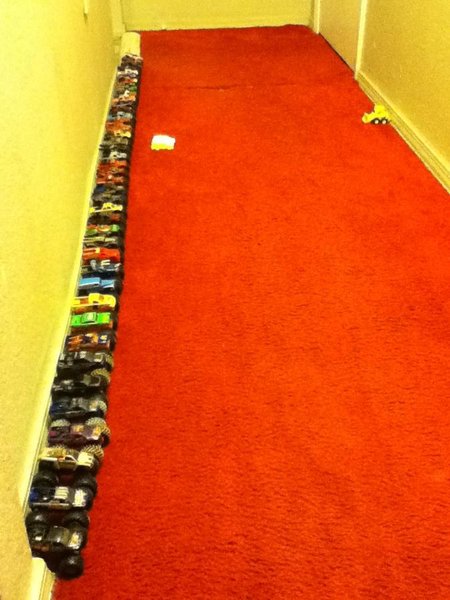 izzys trucks.jpg