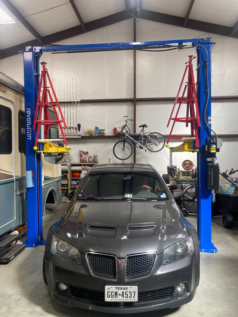 Jack stands and Lift.jpg
