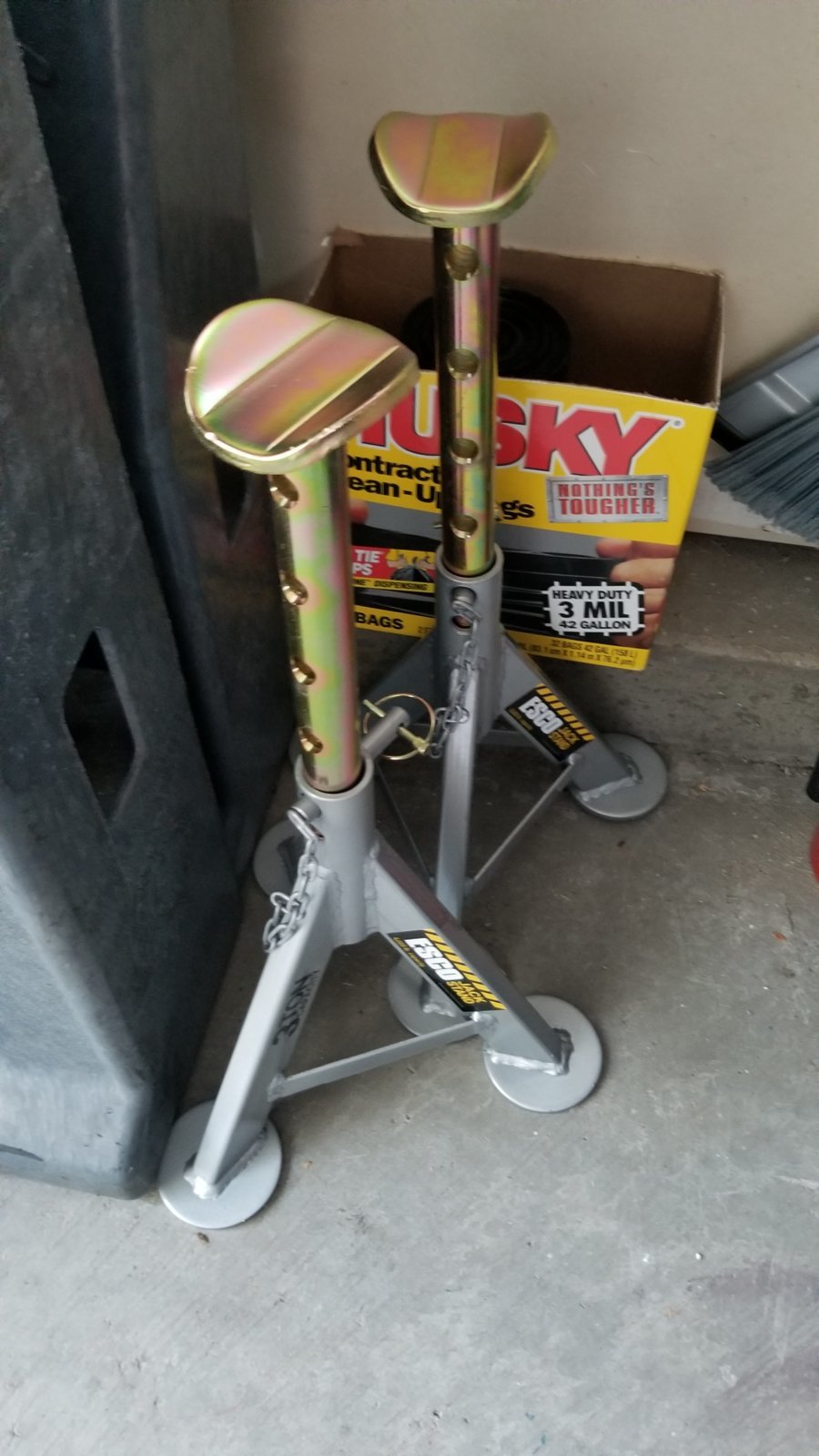 Jack Stands.jpg