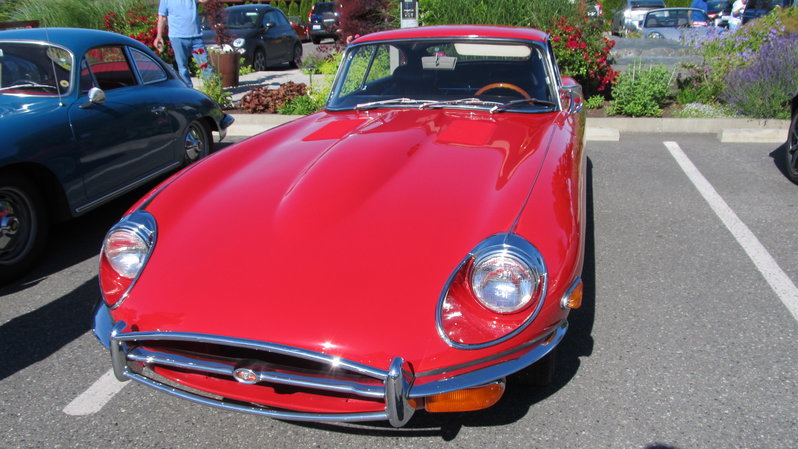Jag E-Type.jpg