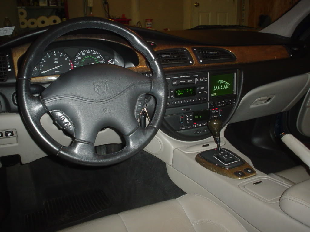 JagpicsOct09005_f74e960f9b6b77c495e83dccb1406b8751d3cfcc.jpg