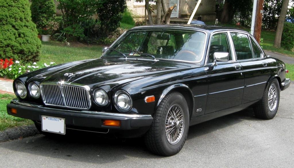 Jaguar_XJ6_--_09-07-2009_zps3aa97be0_a8f5aceb9a6226a862035ea592f69cd632547ee7.jpg