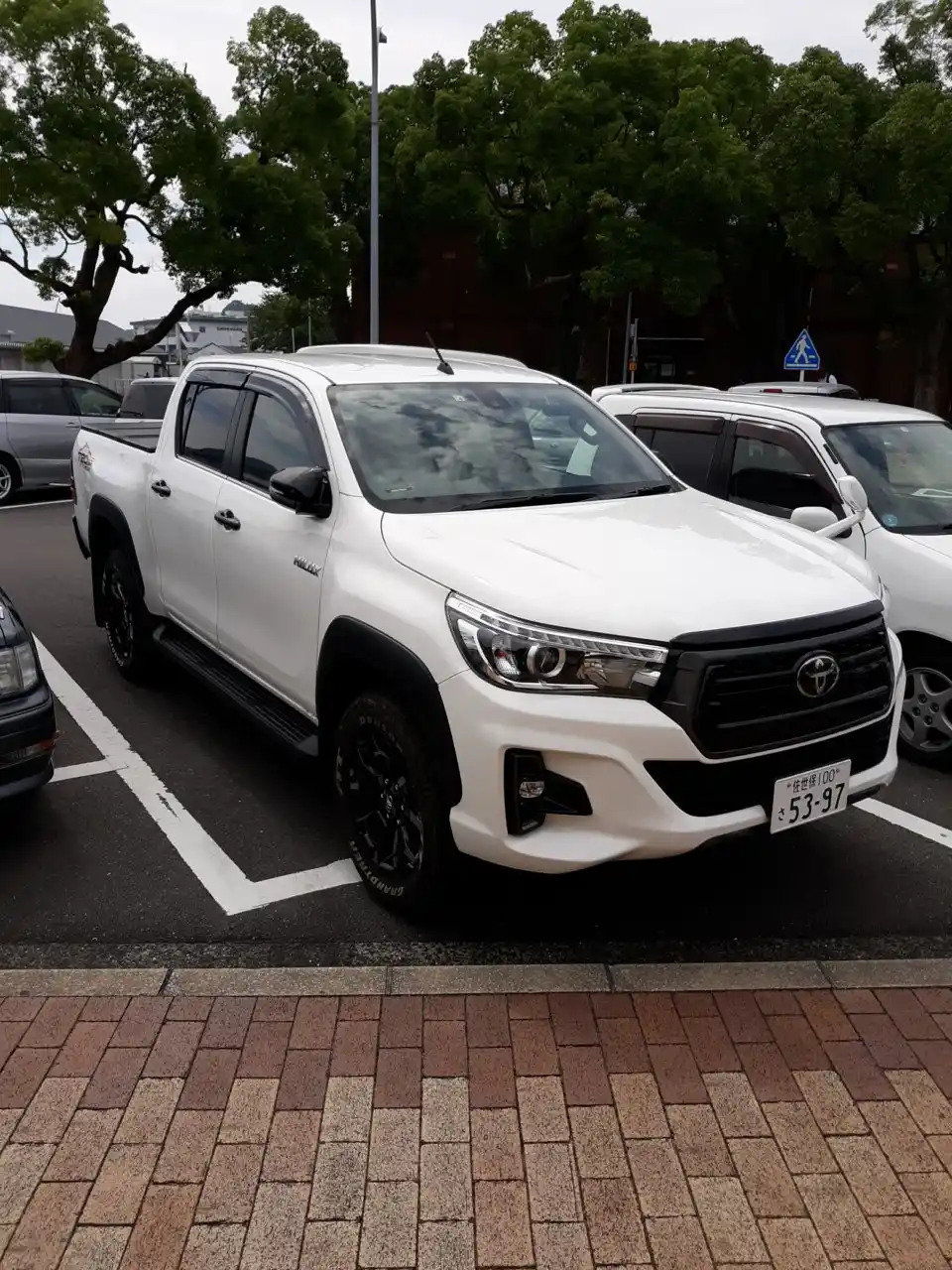japan hilux.jpg