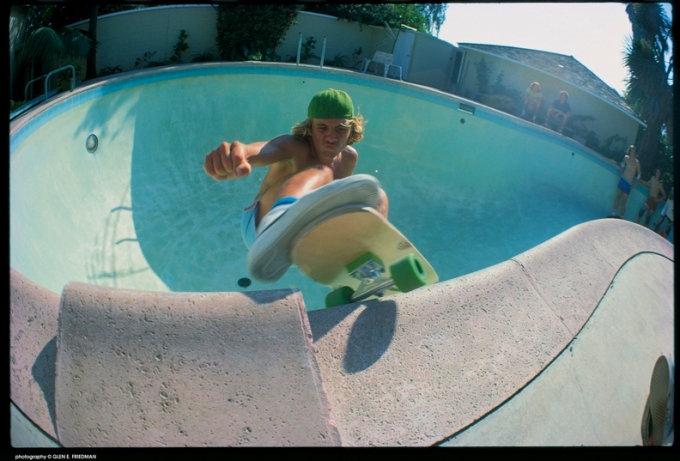 jay-adams-dog-pool-skate.jpg