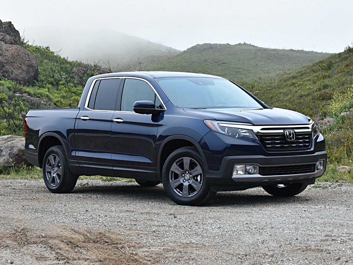 JDPA_2020 Honda Ridgeline Blue Front View.jpg