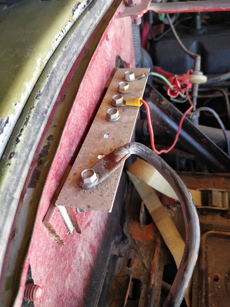 jeep bus bar.jpg
