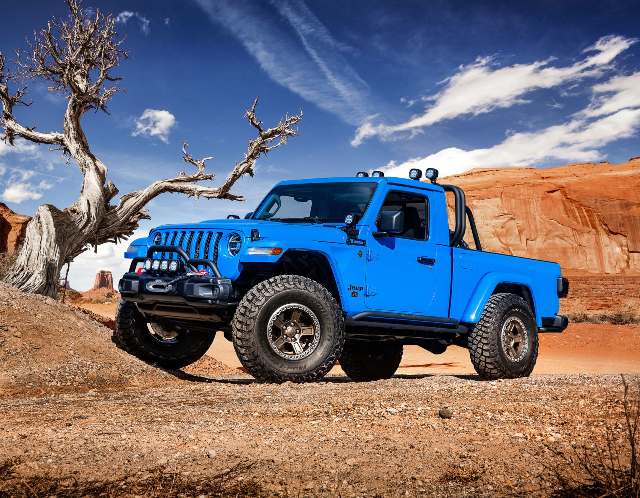 jeep-j6-concept_100697084_h.jpg